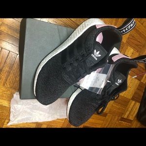 Adidas NMD R2 W
